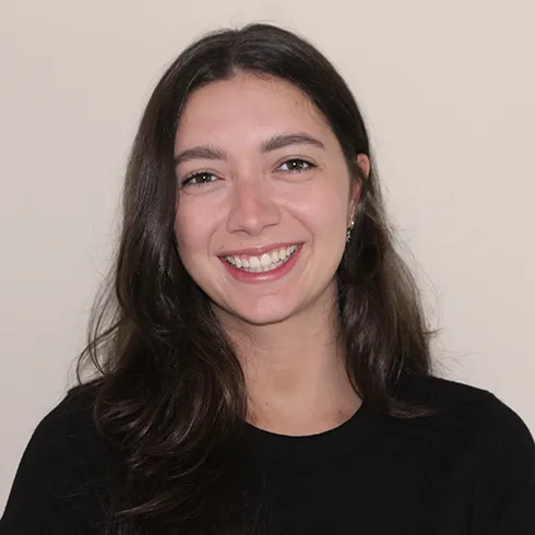 ava derago-headshot